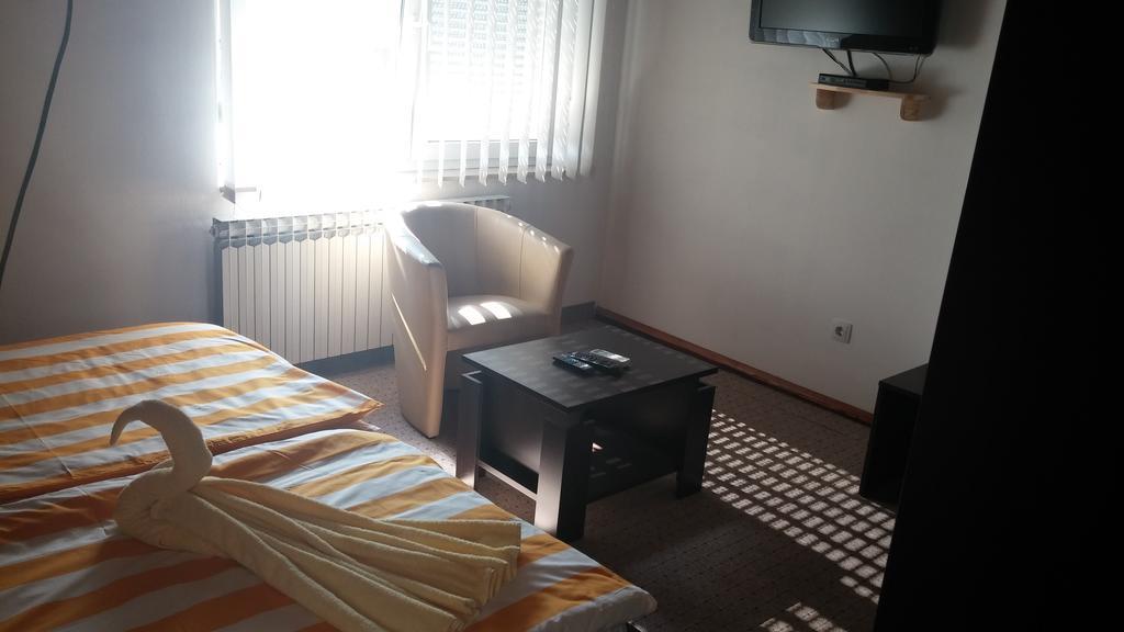 Rooms Du-Na زغرب المظهر الخارجي الصورة