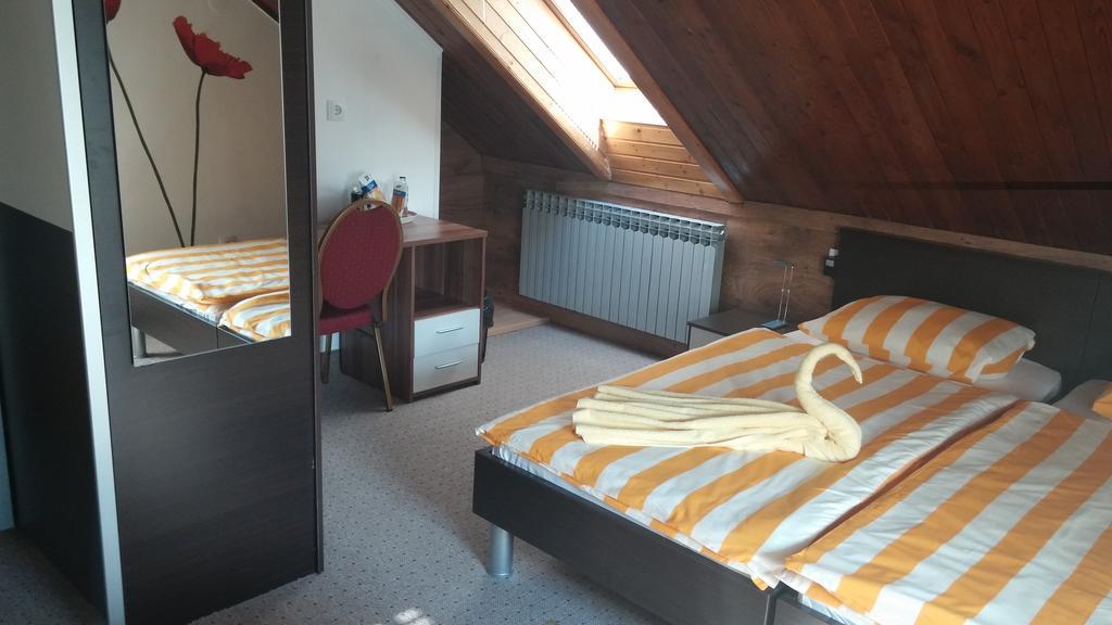 Rooms Du-Na زغرب المظهر الخارجي الصورة